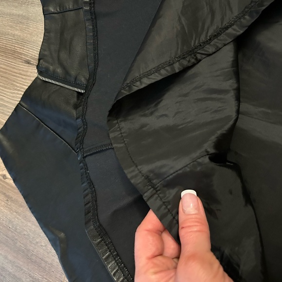 FOREVER 21 Faux Leather Mini Skirt - Picture 5 of 5